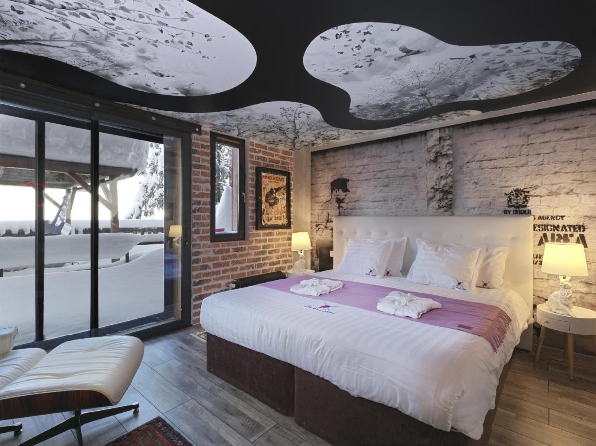 Snow Lodge Hotel Courchevel 1850 Eksteriør billede